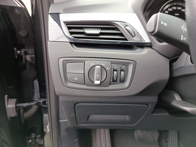 X1 sDrive18i sDrive 18 i Advantage Navi  LED
