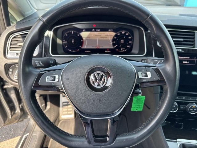Golf Variant VII 1.6 TDI United AHK Navi SHZ PDC