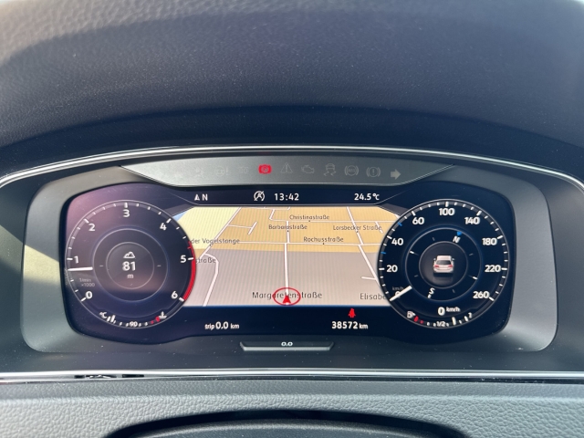 Golf Variant VII 1.6 TDI United AHK Navi SHZ PDC