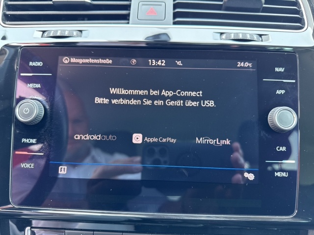 Golf Variant VII 1.6 TDI United AHK Navi SHZ PDC