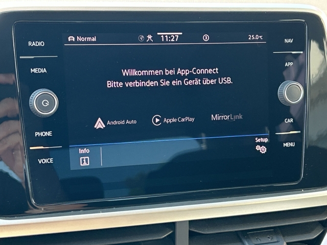 T-Roc 1.0 TSI Move Navi ACC Kamera SHZ GJR