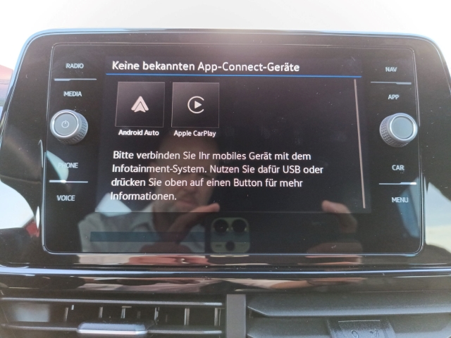 T-Roc 1.5 TSI R-Line DSG AHK Navi LED ACC El. Heckklappe