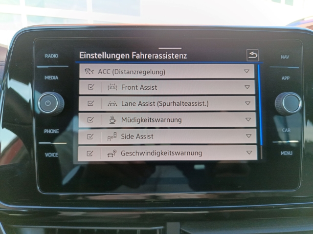 T-Roc 1.5 TSI R-Line DSG AHK Navi LED ACC El. Heckklappe