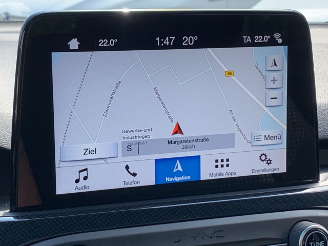 Focus 1.5 EcoBlue ST-Line HUD Pano Navi B&O Kam.