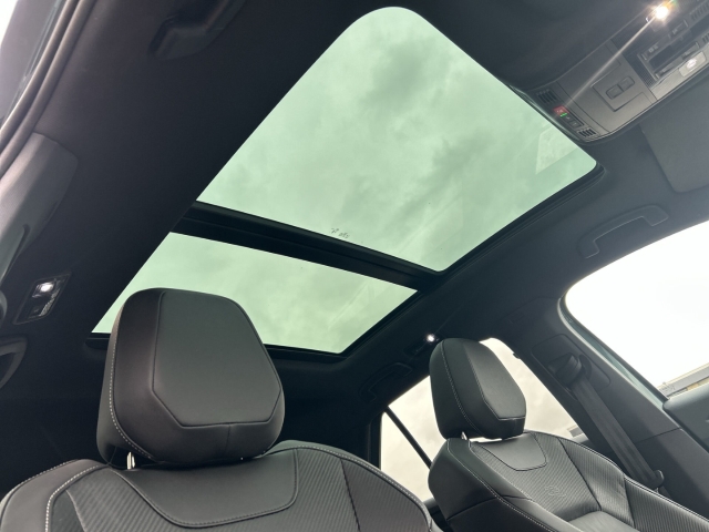 T-Roc 1.5 TSI R-Line Pano Navi Leder Matrix ACC