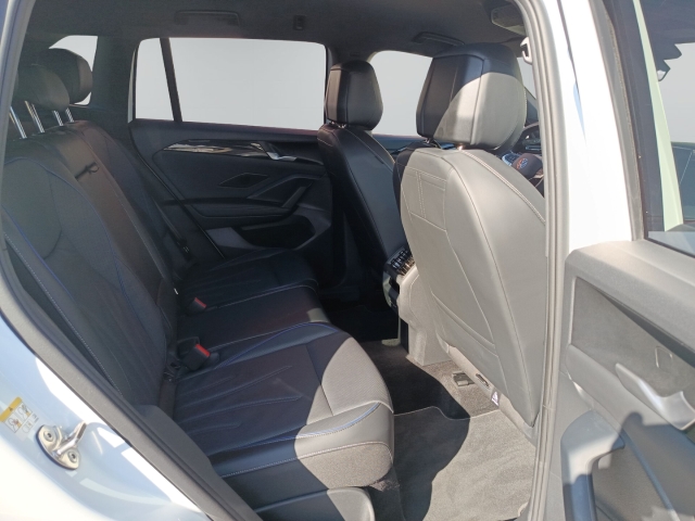 Tiguan 1.5 eHybrid R-Line AHK Navi Kamera ACC