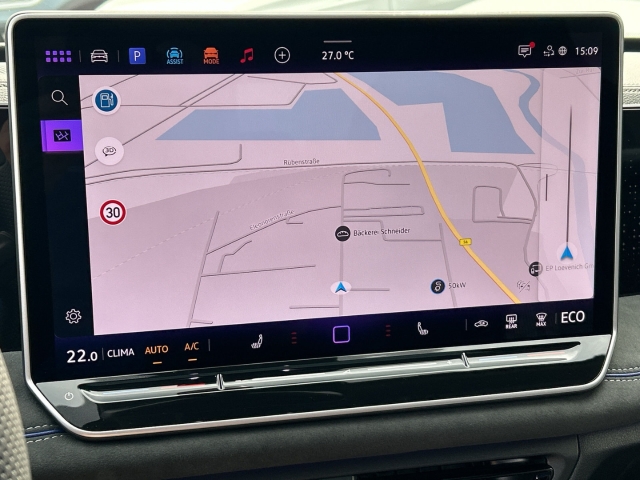 Tiguan 1.5 eHybrid R-Line AHK Pano HUD DCC Navi