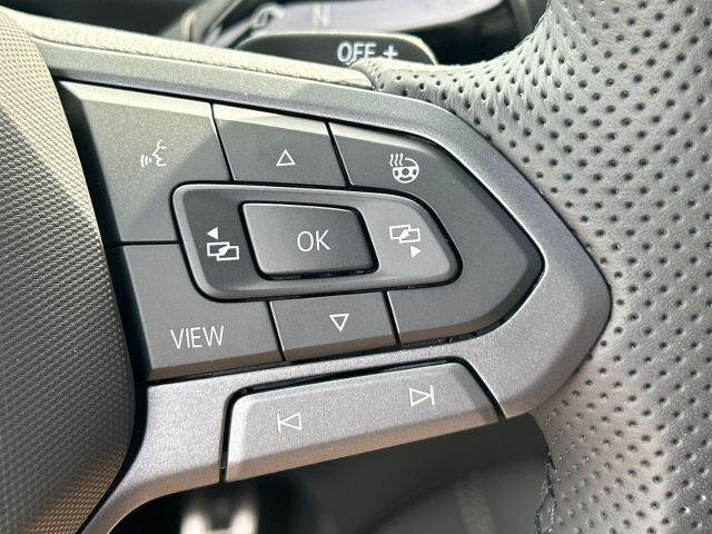 Tiguan 1.5 eHybrid R-Line AHK Pano HUD DCC Navi
