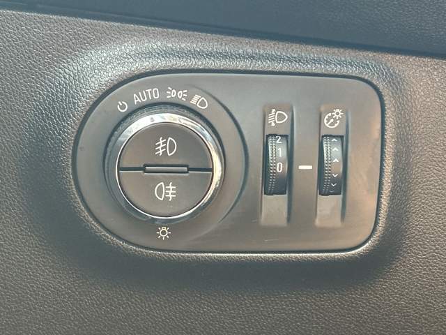 Corsa E 1.4 ecoFlex Color Edition App-Connect SHZ