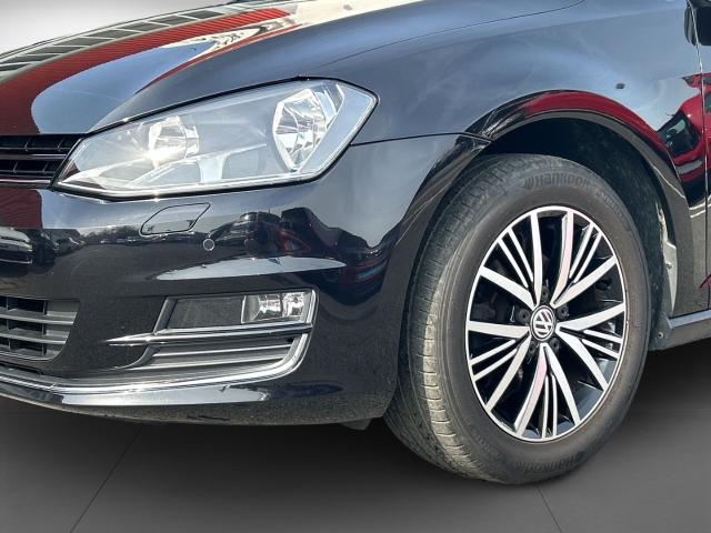 Golf VII 1.2 TSI Allstar Navi Klima SHZ PDC