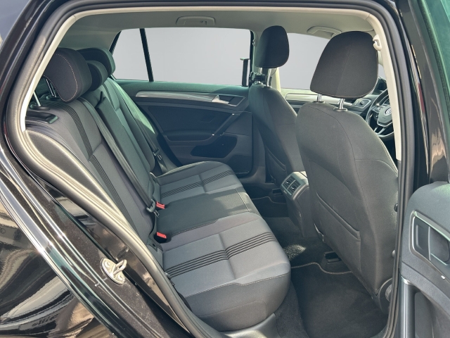 Golf VII 1.2 TSI Allstar Navi Klima SHZ PDC