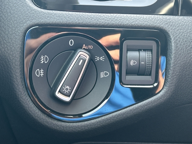 Golf VII 1.2 TSI Allstar Navi Klima SHZ PDC