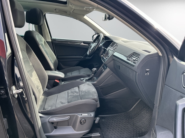Tiguan 2.0 TDI 4M R-Line AHK Pano Navi StandHZG