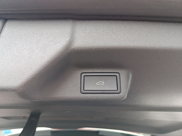 ID. Buzz Pro Navi LED ACC El. Heckklappe Kamera