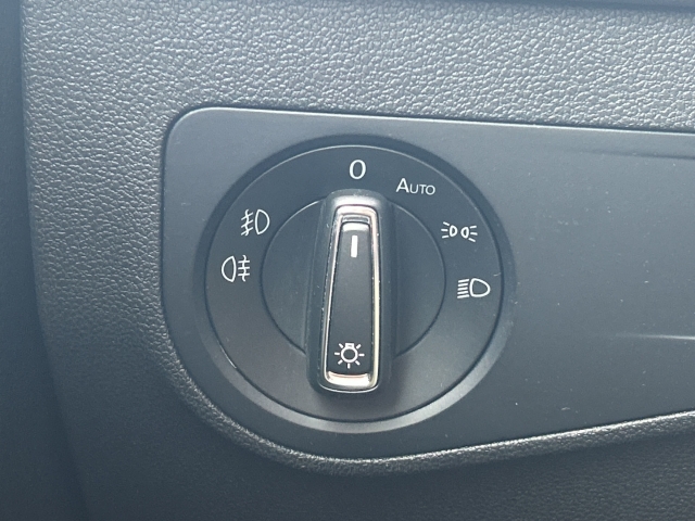 Tiguan 2.0 TDI Comfortline AHK Navi App-Connect
