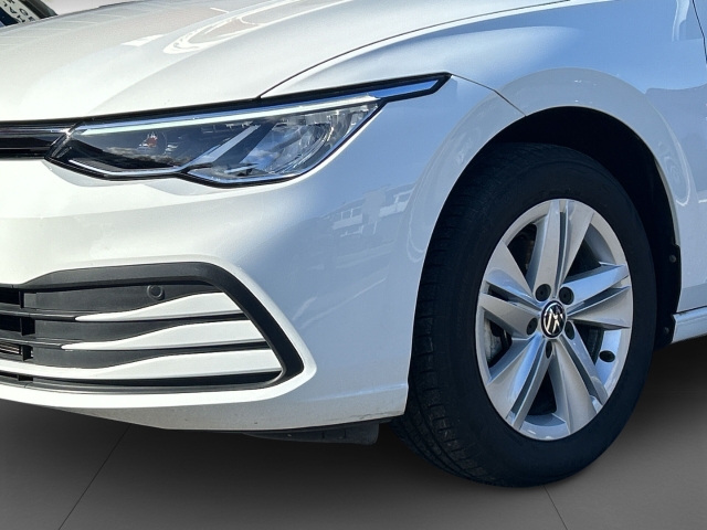 Golf Variant VIII 1.5 TSI Life SHZ Kamera APP
