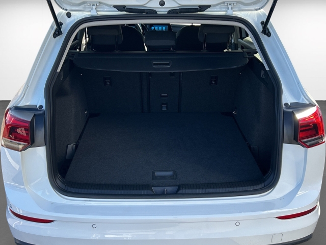 Golf Variant VIII 1.5 TSI Life SHZ Kamera APP