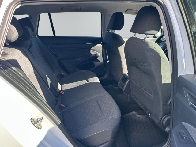 Golf Variant VIII 1.5 TSI Life SHZ Kamera APP