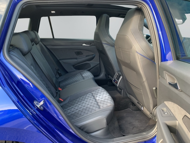 Golf Variant VIII 1.5 TSI R-Line Pano Navi H&K