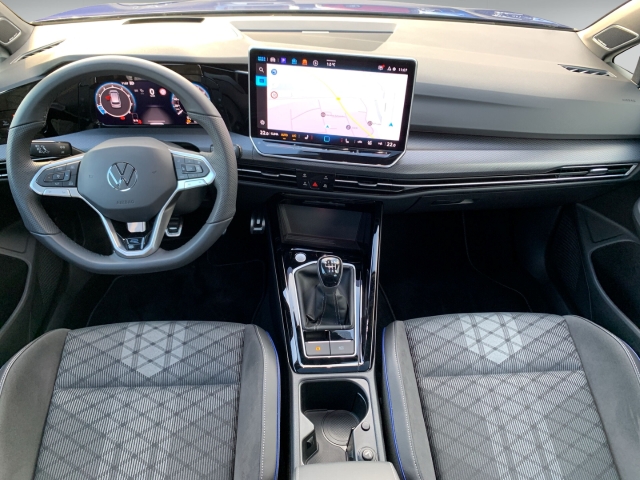 Golf Variant VIII 1.5 TSI R-Line Pano Navi H&K