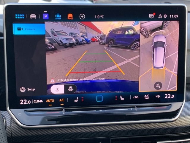 Golf Variant VIII 1.5 TSI R-Line Pano Navi H&K