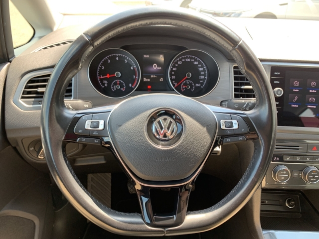 Golf Sportsvan 1.0 TSI Comfortline ACC Klima SHZ