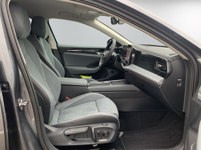 Passat 1.5 eHybrid DSG AHK Navi ACC Rückfahrkam.