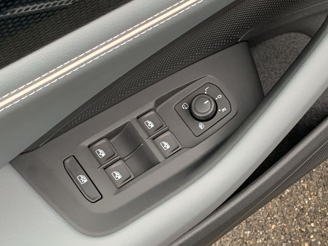 Passat 1.5 eHybrid DSG AHK Navi ACC Rückfahrkam.