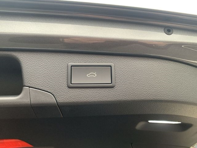 Passat 1.5 eHybrid DSG AHK Navi ACC Rückfahrkam.