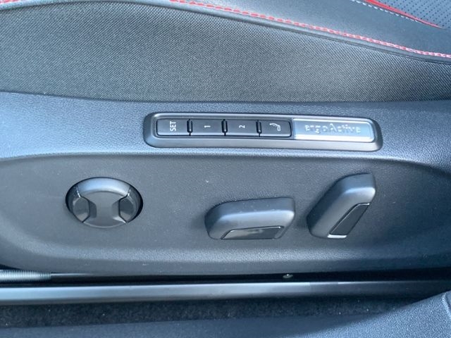 ID.7 GTX Tourer 4M StandHZG AHK Panorama Navi