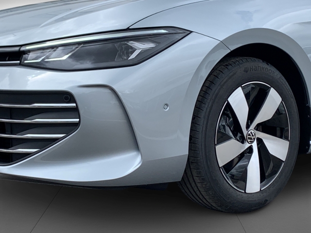 Passat Variant 2.0 TDI DSG AHK Area View Navi SHZ
