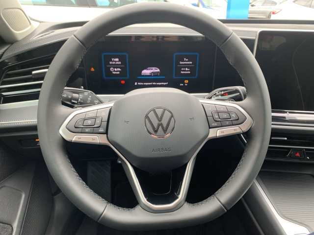 Passat Variant 2.0 TDI DSG AHK Area View Navi SHZ