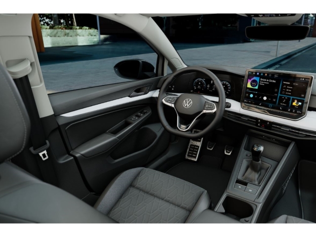 Golf VIII 1,5TSI 6-Gang ACC 4Season SHZ AppConnect