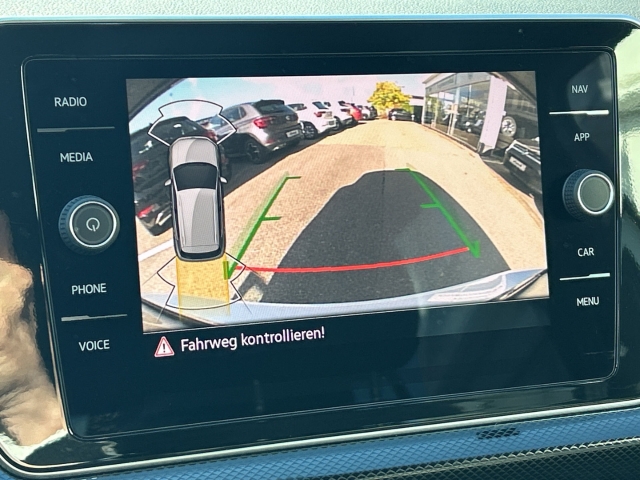 T-Cross 1.5 TSI R-line AHK RFK SHZ ACC Matrix