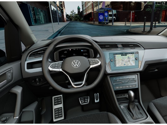 Touran ENERGY R Line 1,5TSI DSG 7-Sitzer AHK RFK