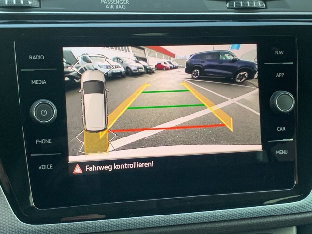 Touran ENERGY R Line 1,5TSI DSG 7-Sitzer AHK RFK