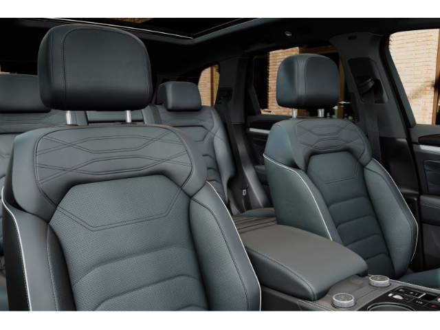 Touareg 3.0 TDI 4M Pano AHK 22'' Luftfederung