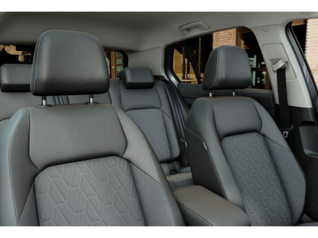 Golf VIII ENERGY 2,0TDI 6-Gang AHK ACC SHZ RFK