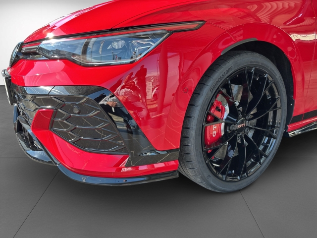 Golf VIII GTI EDITION 50 2,0 TSI DSG Performance