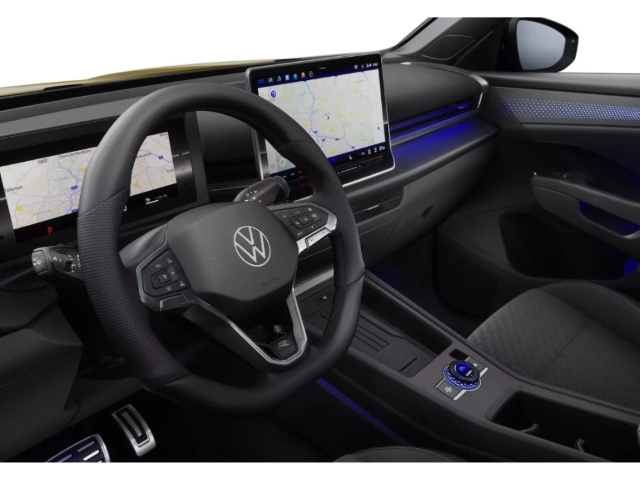 T-Roc R-Line 1.5 eTSI DSG Panoramadach EasyOpen