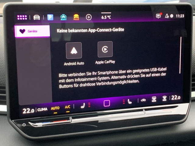 T-Roc R-Line 1.5 eTSI DSG Panoramadach EasyOpen