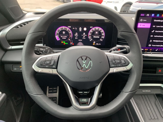 T-Roc R-Line 1.5 eTSI DSG Panoramadach EasyOpen