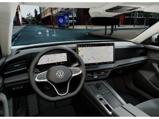 Passat Variant Business 1,5 eTSI DSG AHK Matrix RFK