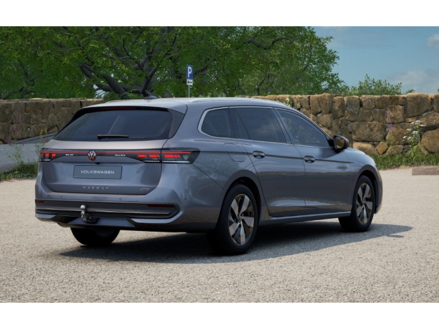 Passat Variant Business 1,5 eTSI DSG AHK Matrix