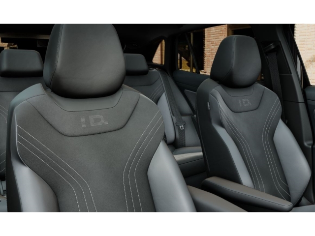 ID.4 Pro BLACK EDITION AHK Matrix Area View