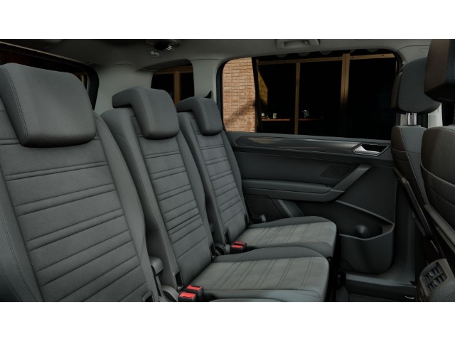 Touran Highline 1,5 TSI DSG ACC LED RFK SHZ EASY