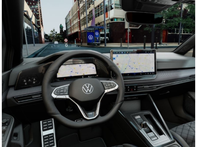 Golf VIII Variant R-Line 1,5 eTSI DSG AHK ACC RFK SHZ