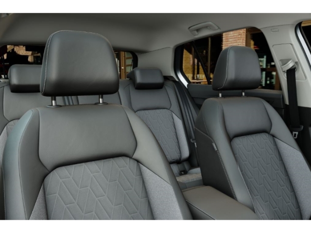 Golf VIII ENERGY 1,5TSI 6-Gang ACC SHZ LED 4Season