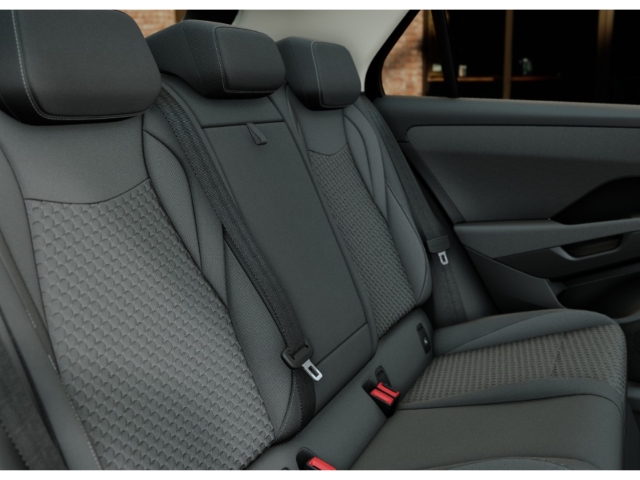 T-Roc Life 1.5 eTSI DSG AHK ACC RFK SHZ 4Season