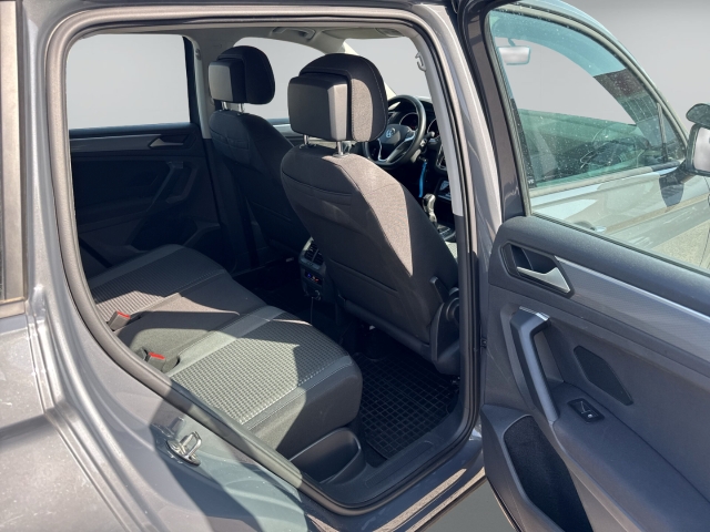 Tiguan 2.0 TDI Active AHK Nav ACC Fahrschulwagen